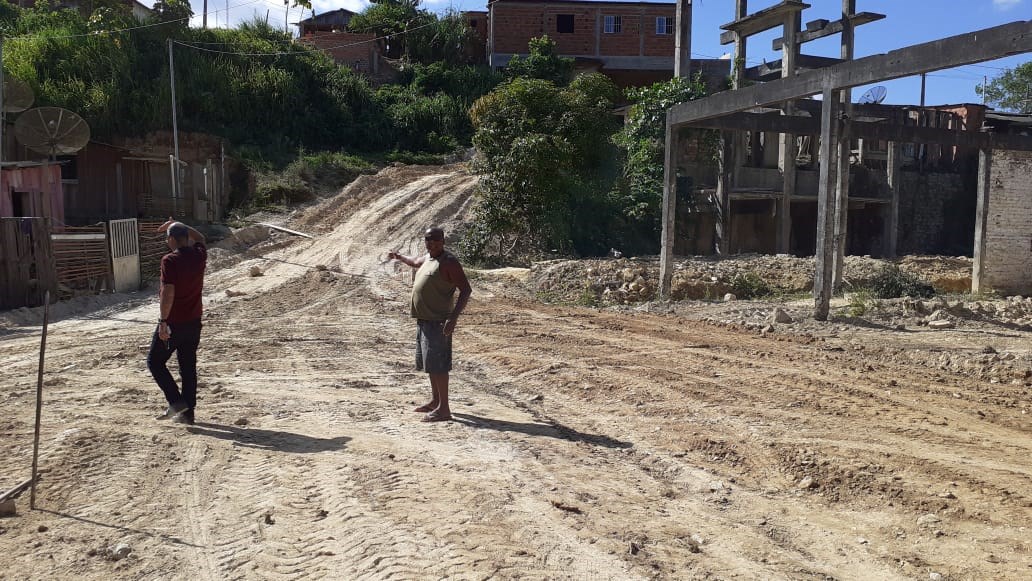 Camacã: Comunidade do Bairro da Portelinha II recebe serviço de Esgotamento Sanitário